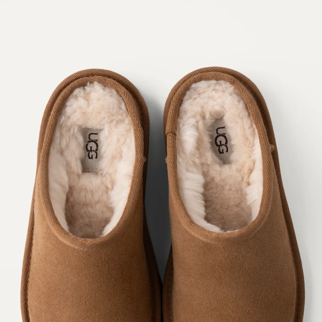 Chaussons>UGG Enfants Classic Slip-On chestnut