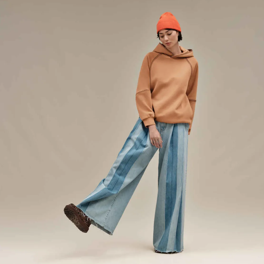 Vêtements D’intérieur | Pulls Et Cardigans>UGG Femme Sweat à capuche Classic chestnut