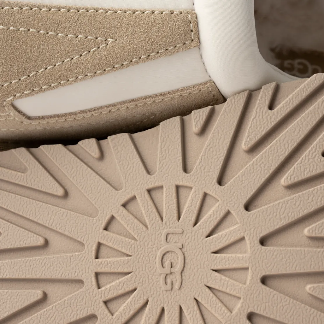 Chaussures Plates | Chaussons>UGG Femme Tazz Sunwave mustardseed