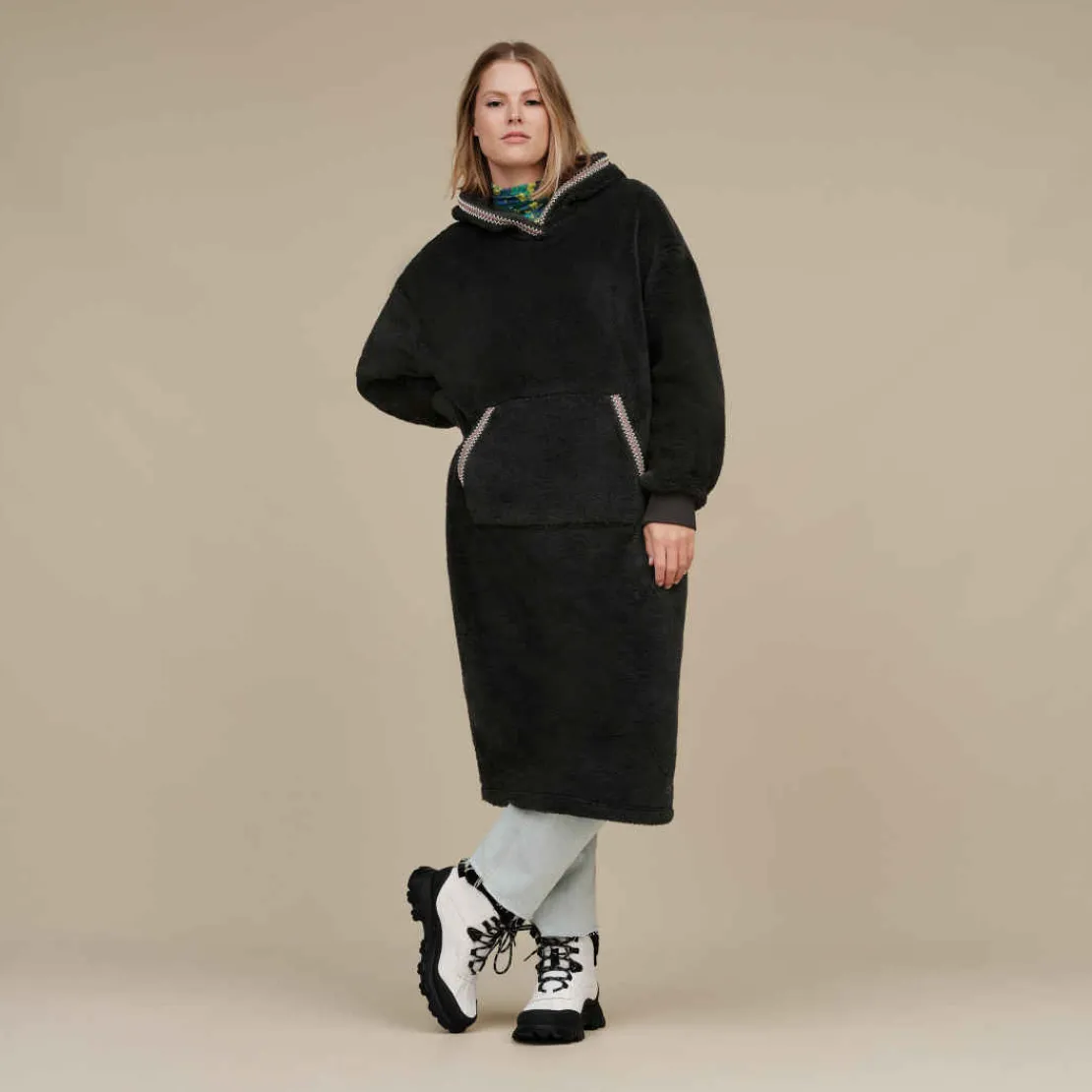 Pyjamas Et Peignoirs | Pulls Et Cardigans>UGG Unisexe Sweat à capuche oversize en fluff black