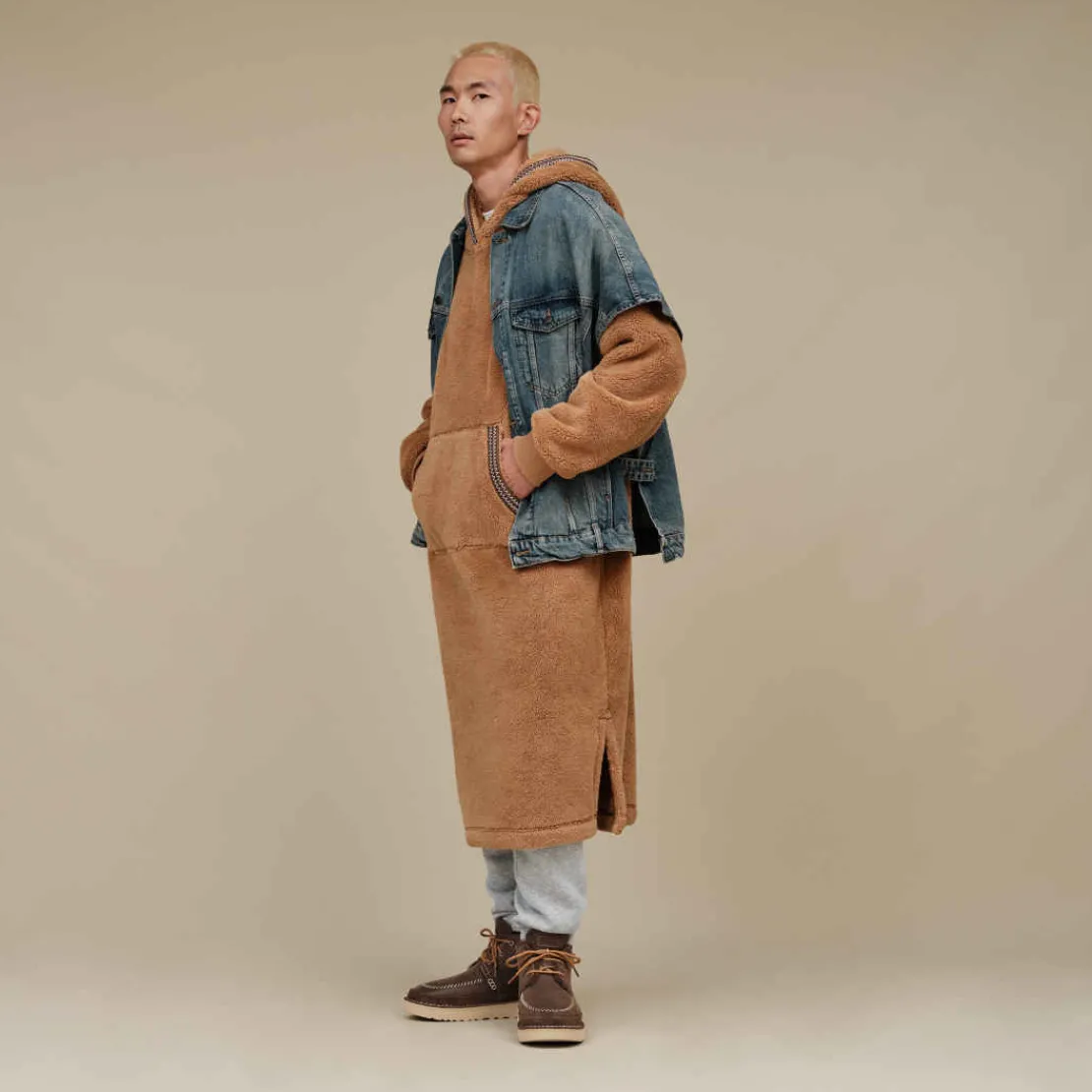 Pyjamas Et Peignoirs | Pulls Et Cardigans>UGG Unisexe Sweat à capuche oversize en fluff chestnut